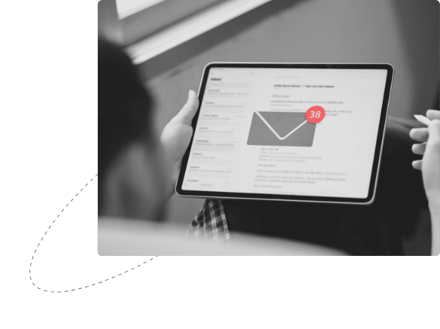 Junk Email Notification on a Tablet